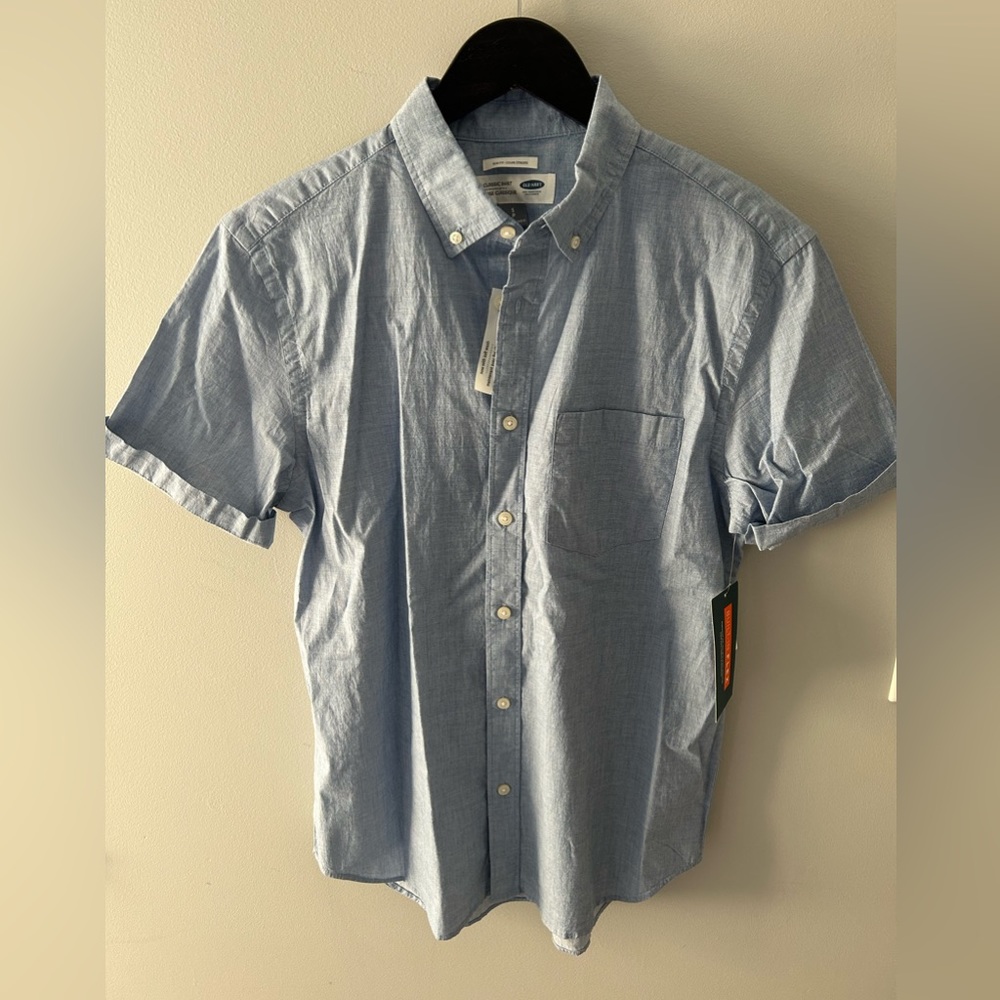 Short Sleeve Men’s Button Down NWT